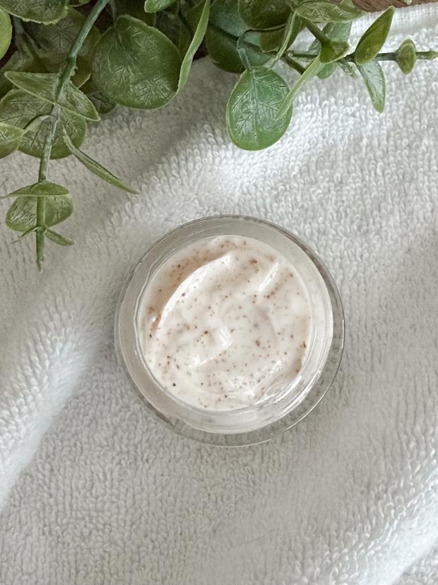 VITAMIN C + SEABUCKTHORN FACE SCRUB
